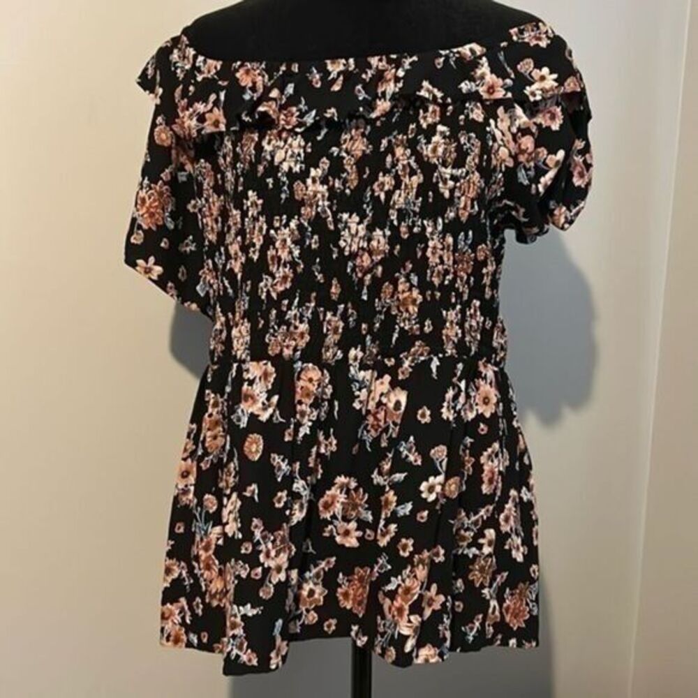Maurice’s 0X off shoulder   E